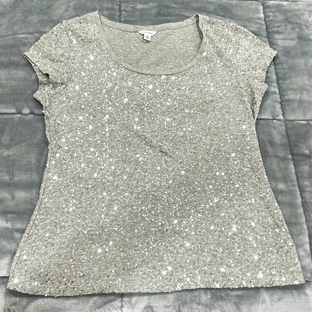 CK silver medium top, never worn without tags